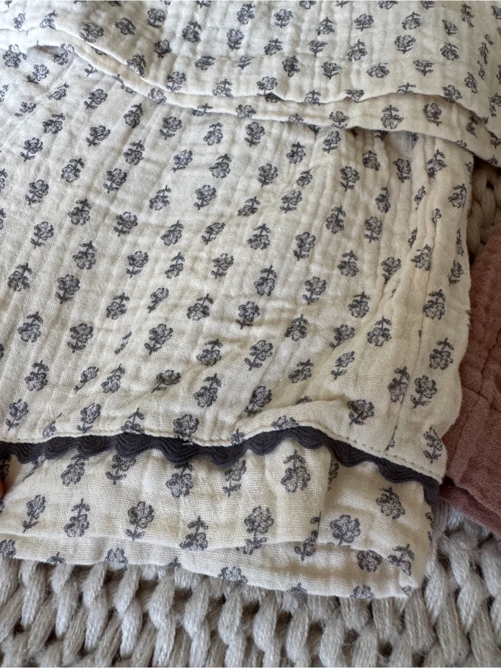 5T bundle of sets from H&M adorables and carters